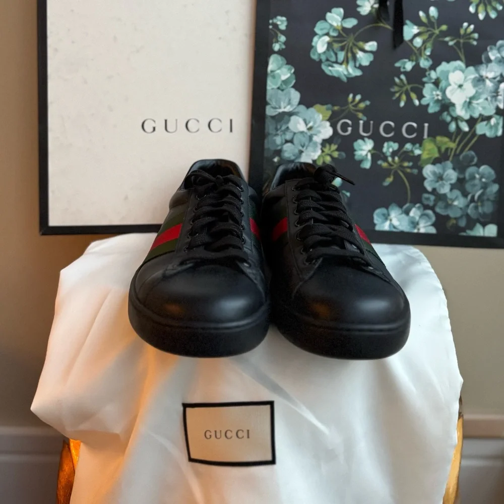 NWT Gucci Ace Black Leather Sneakers with Red and Green Stripe, Size Men’s 8.5-9 - Picture 11 of 14
